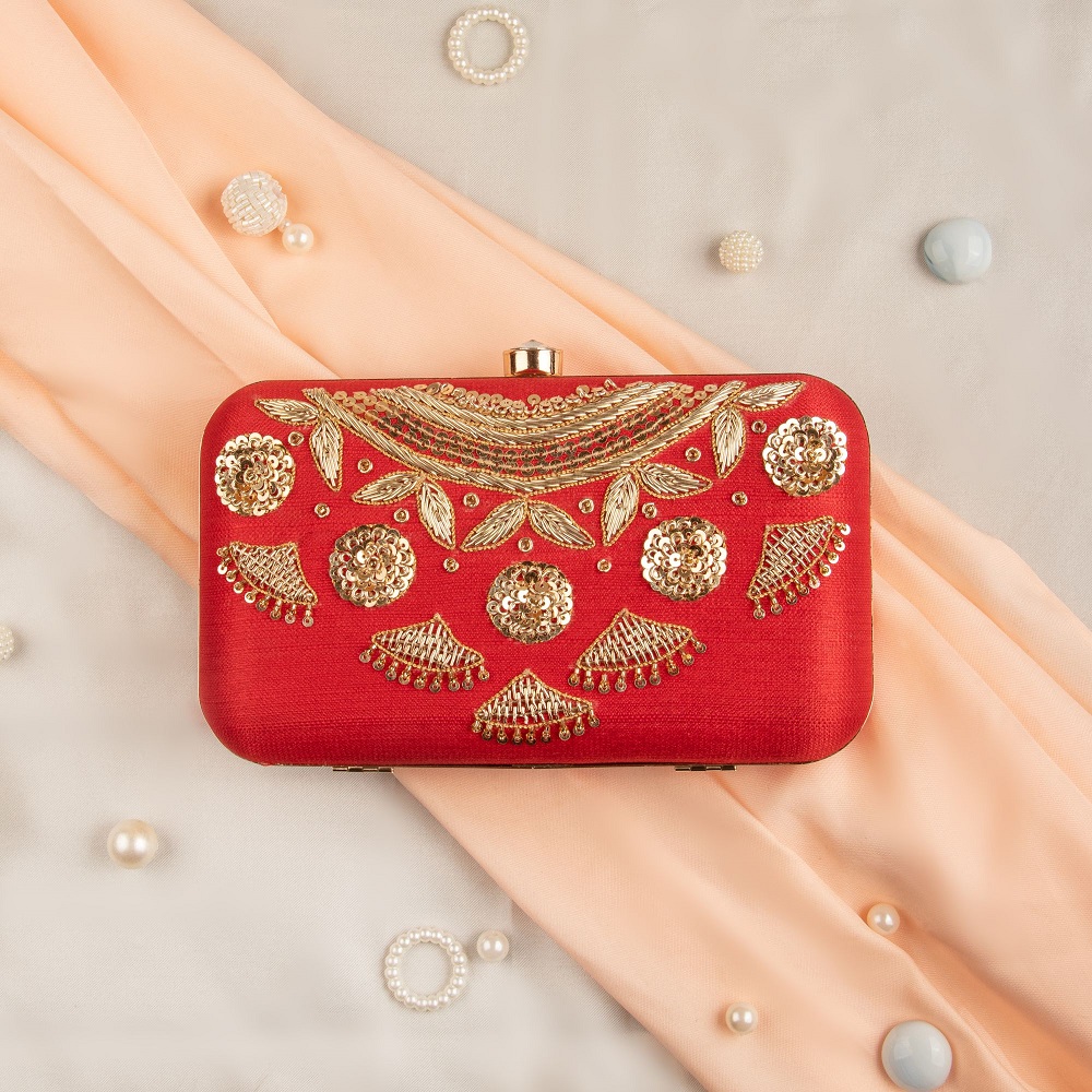 red purse