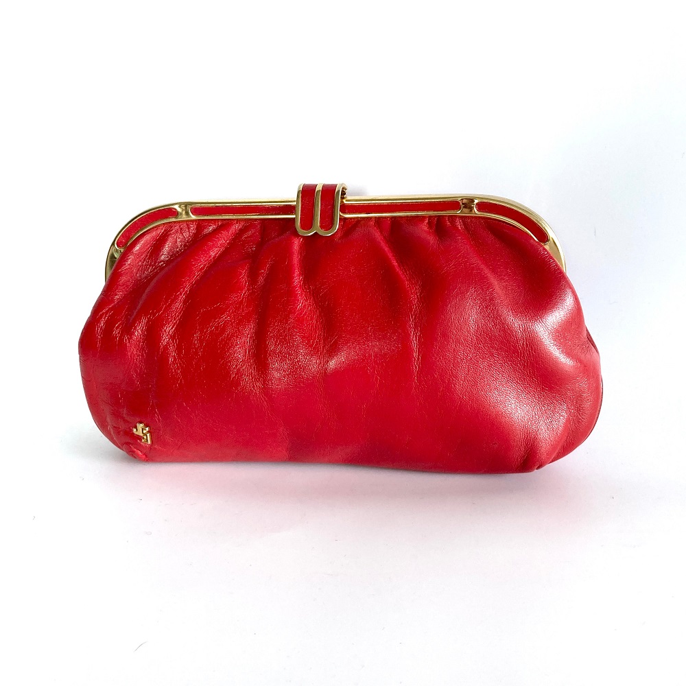 red purse