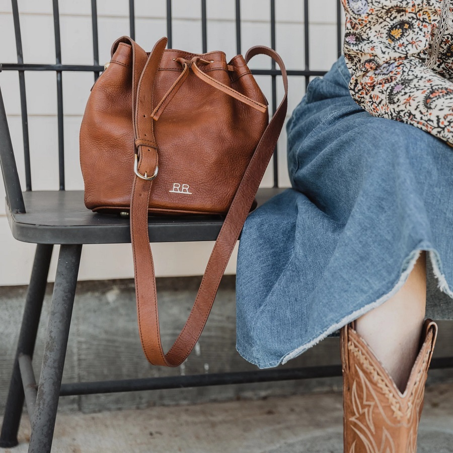 bucket bag purse
